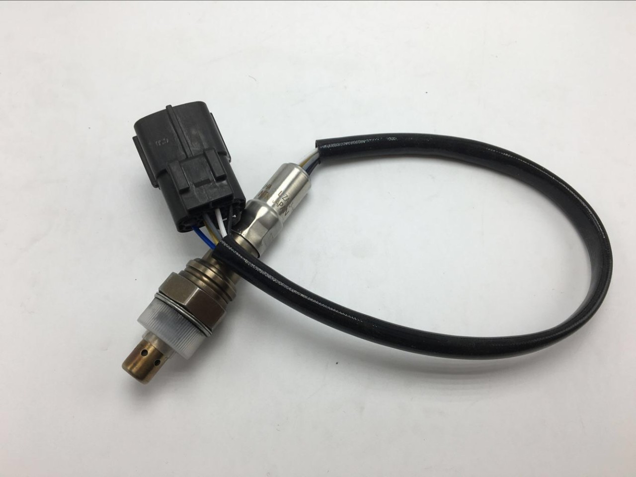 Oxygen sensor LZA03-W1